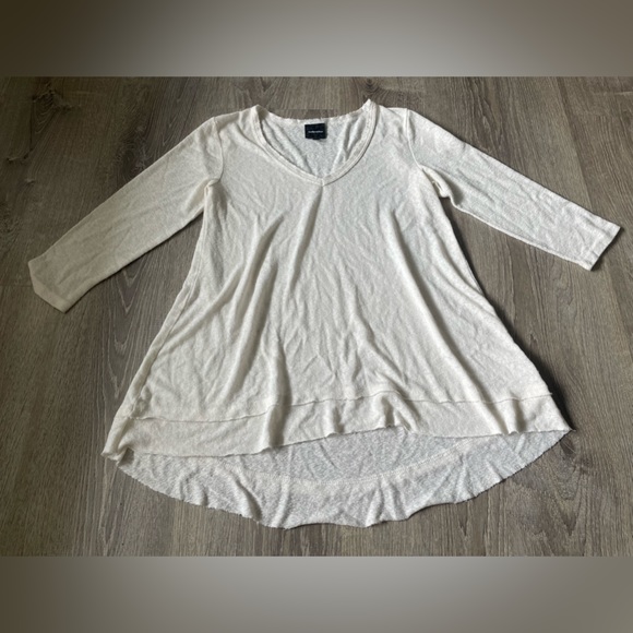 wallpapher Medium Cream Half Sleeve Womens Blouse - Picture 1 of 6